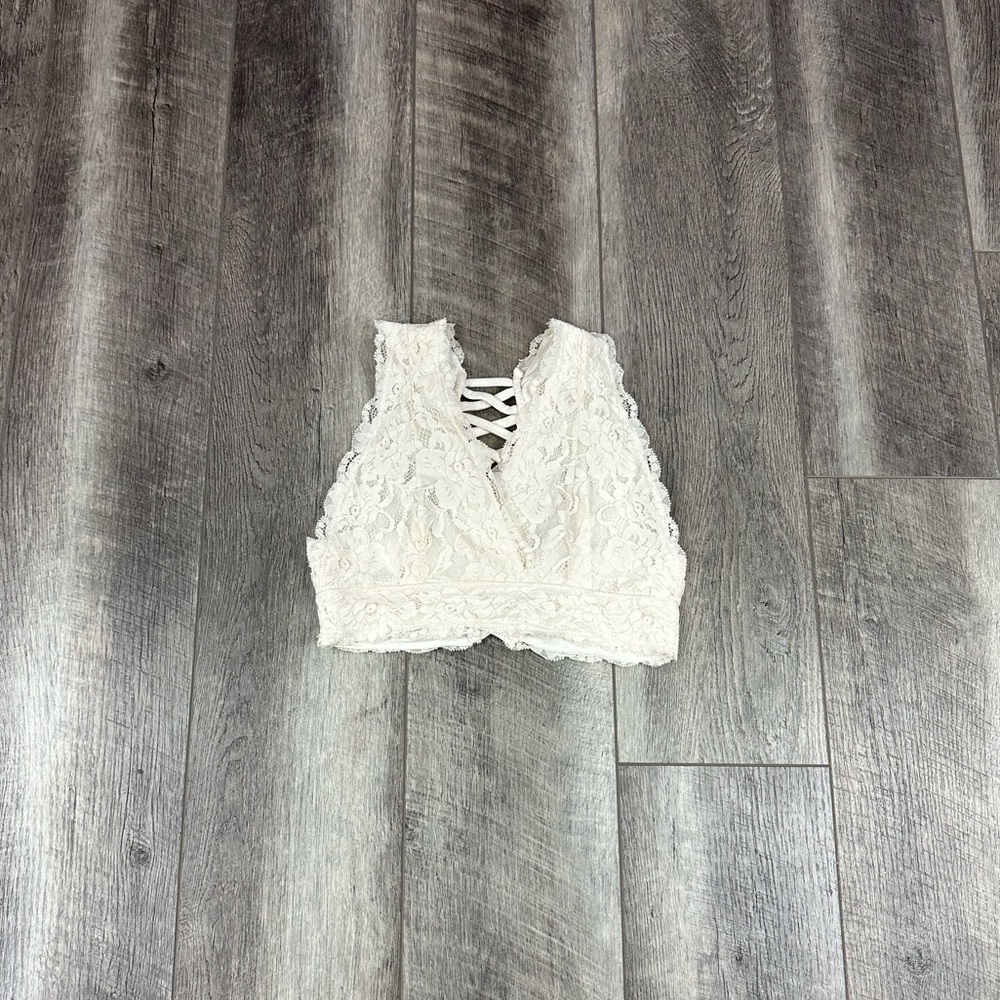 Altar’d State Cream Lace Bralette‎